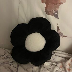 black & white flower decorative pillow